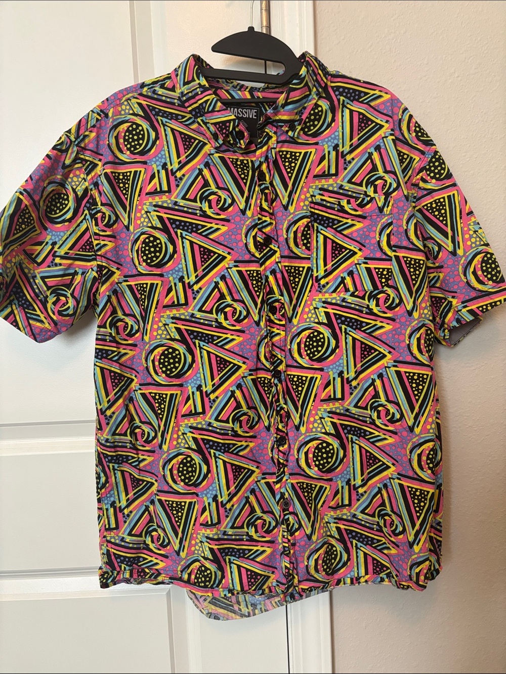 Massive Brand Neon Geometric Print Short Sleeve Shirt 80’s 100% Cotton